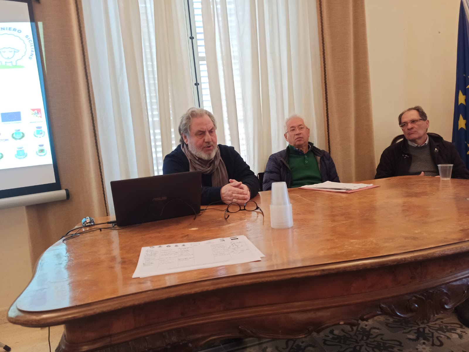 Scopri di più sull'articolo <strong>Il Distretto Laniero Siciliano presenta un progetto di sviluppo a Castronovo di Sicilia. Mario Liberto</strong>