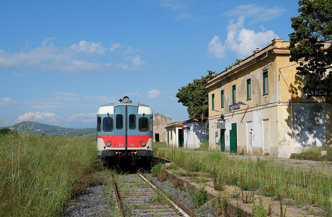 Scopri di più sull'articolo Turismo, Regione Siciliana e Fondazione FS: tornano i treni storici in Sicilia
